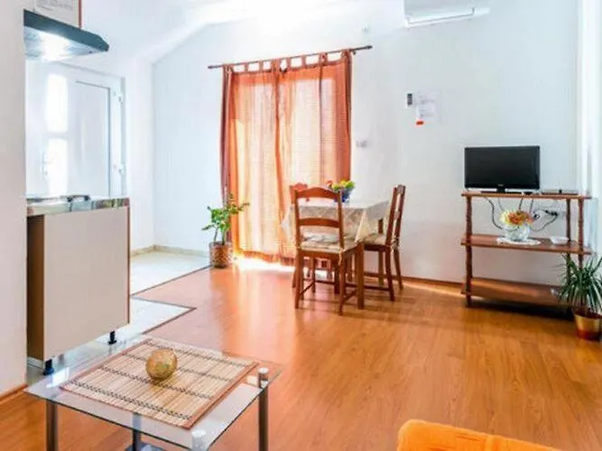 Apartment Fontana