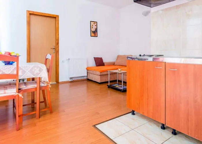 Fontana Apartment *
