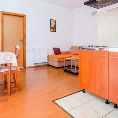 Fontana Apartment *